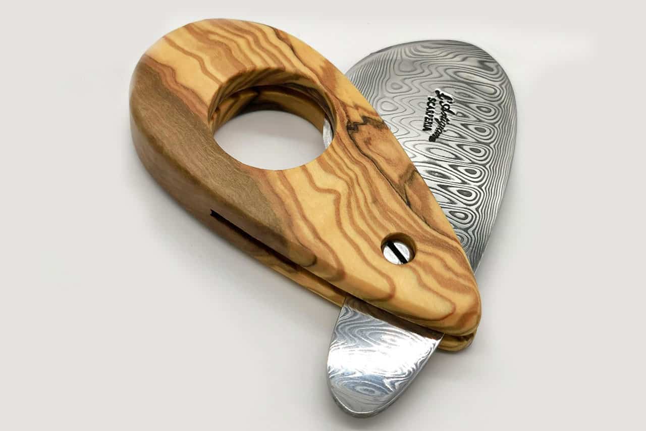 Damascus Steel Blade Oval Cigar Cutter with Olive Wood Handle - Smoking and Office Accessories - Knife Shop L'Artigiano Scarperia - 02