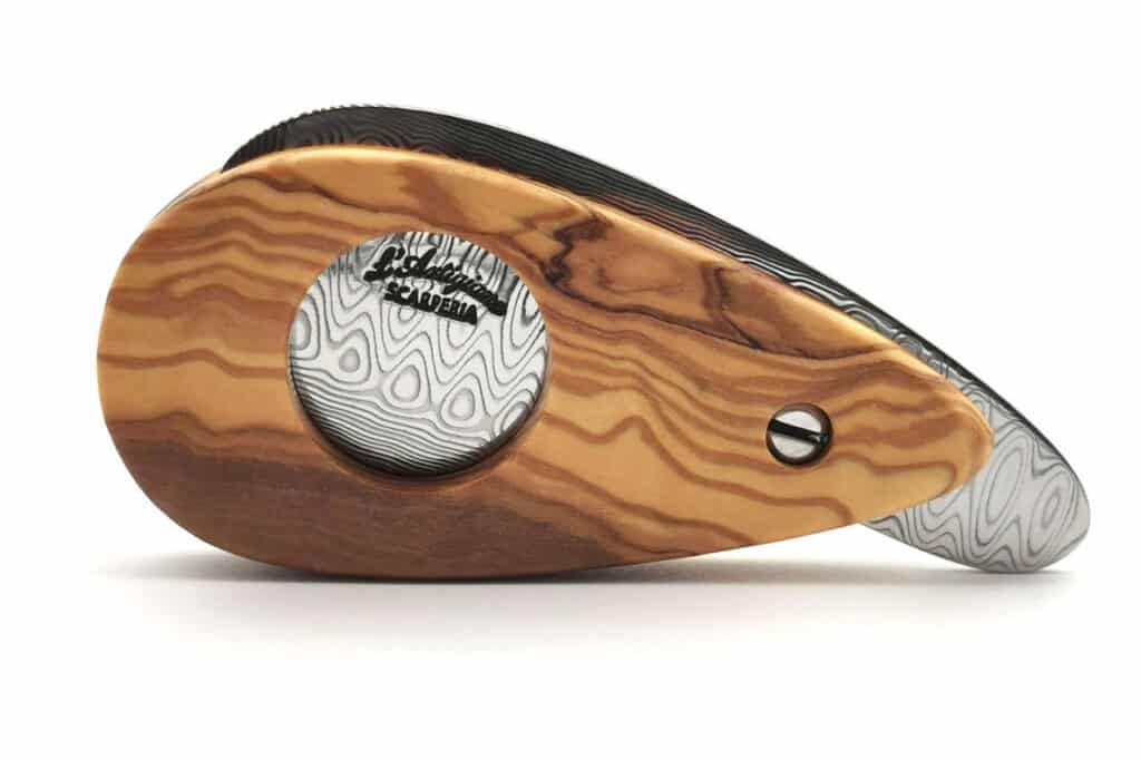 Damascus Steel Blade Oval Cigar Cutter with Olive Wood Handle - Smoking and Office Accessories - Knife Shop L'Artigiano Scarperia - 01