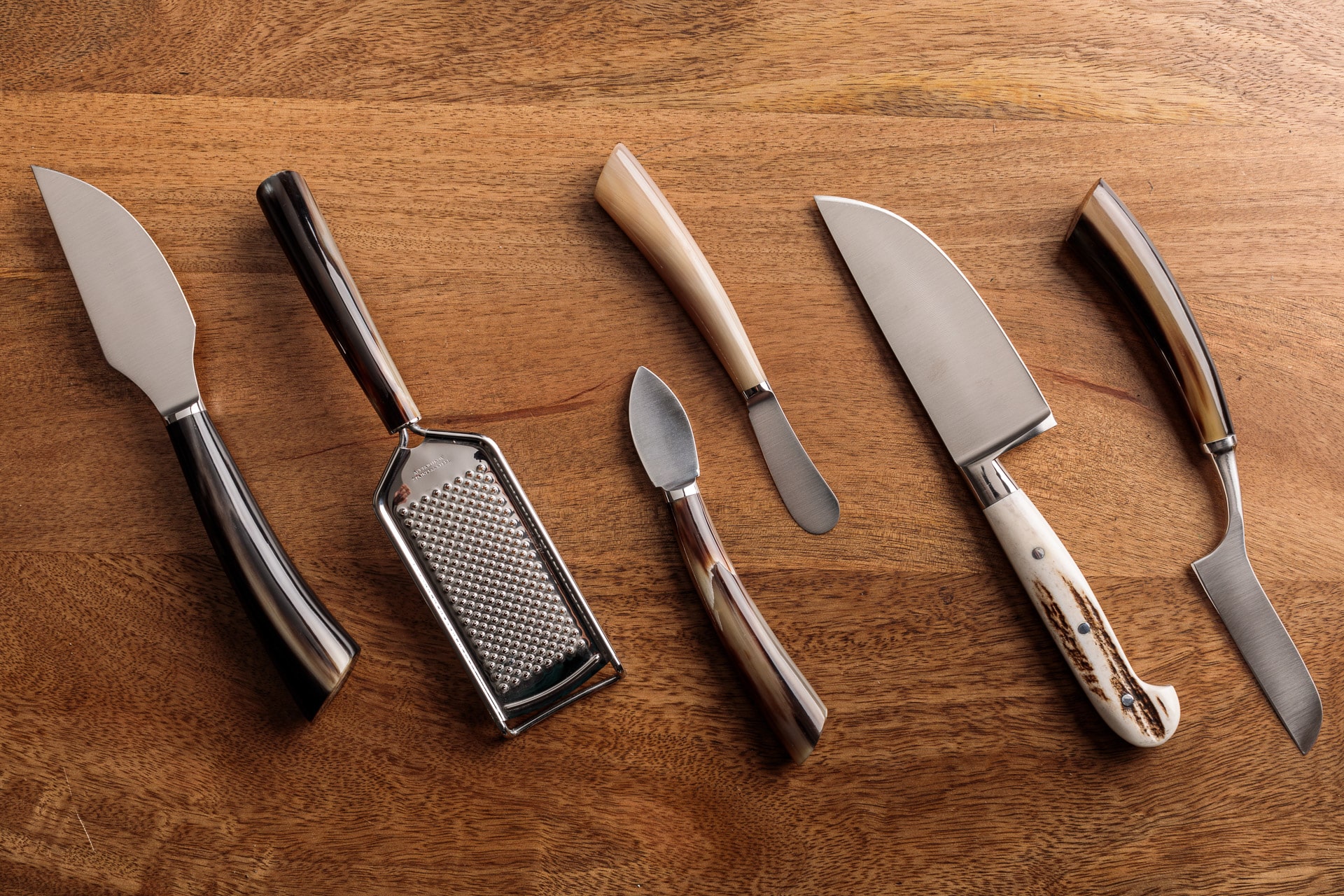 Cheese Knives and Accessories