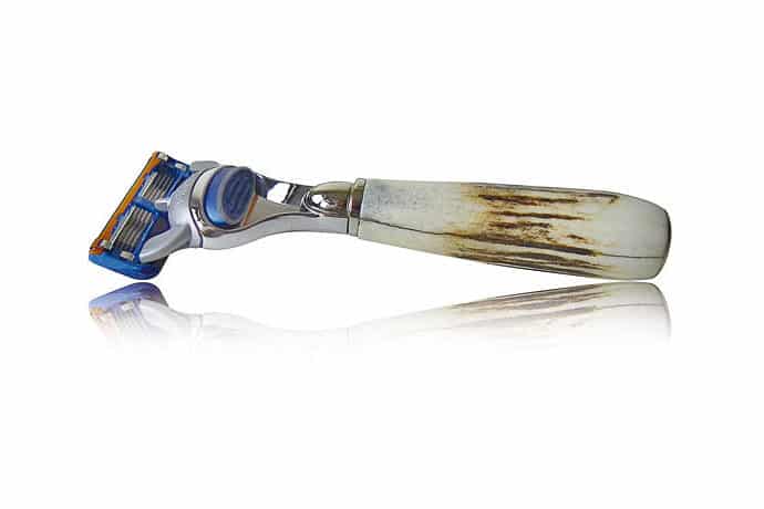 Fusion razor with Deer Antler handle - Personal Care Accessories - Knife Shop L'Artigiano Scarperia - 01