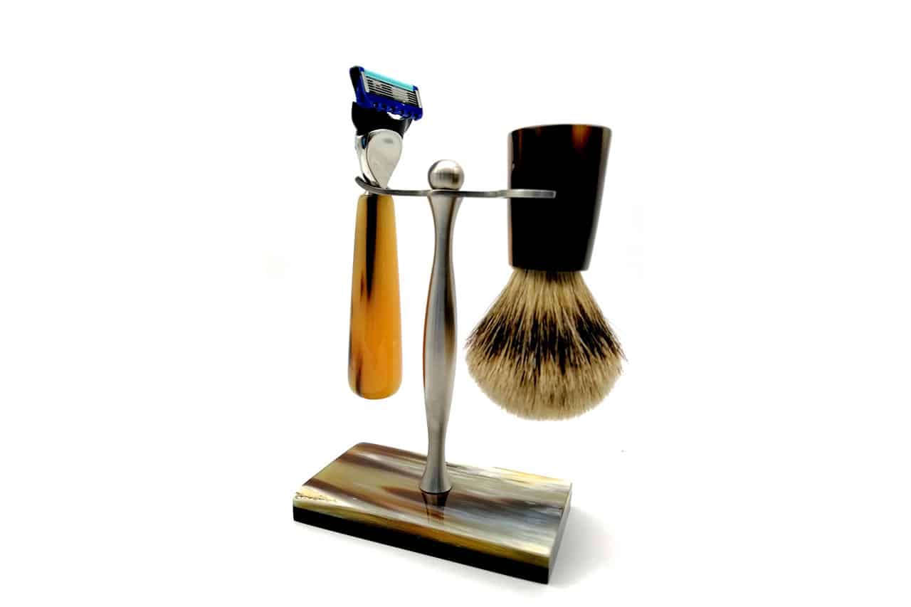 Ox Horn and Ebony Shaving Set with Pedestal Stand and Fusion Razor - Personal Care Accessories - Knife Shop L'Artigiano Scarperia - 01