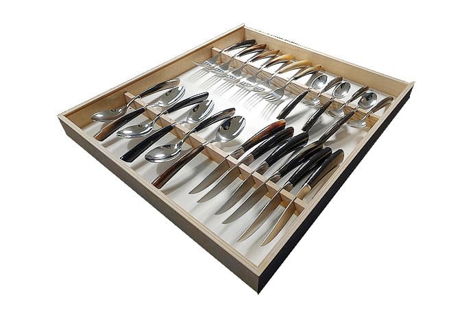 Forged Steel Ox Horn Handle Cutlery Set (24 pieces) - Steak and Table Knives - Knife Shop L'Artigiano Scarperia - 01