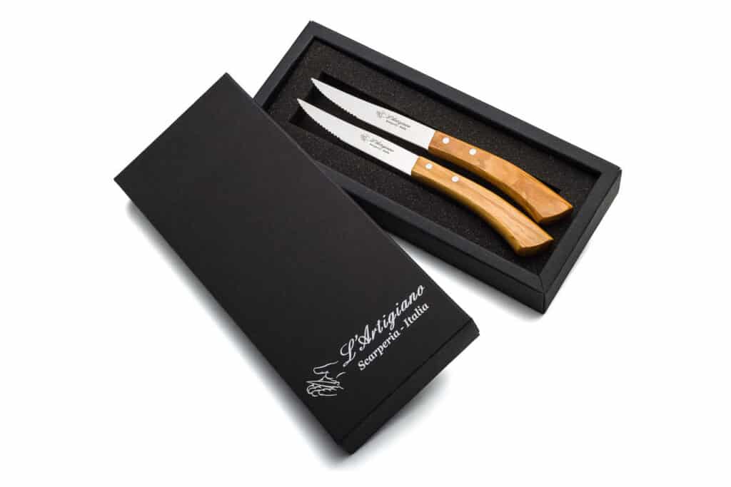 His and Her two-piece San Barnaba Table and Steak Knife Set with Olive Wood Handles - Steak and Table Knives - Knife Shop L'Artigiano Scarperia - 01